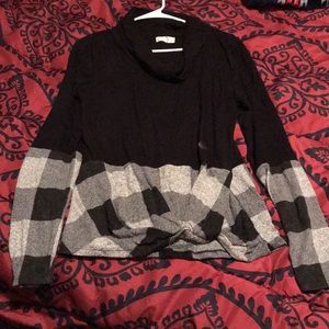 Maurices sweater, black and grey, size large. Never worn.